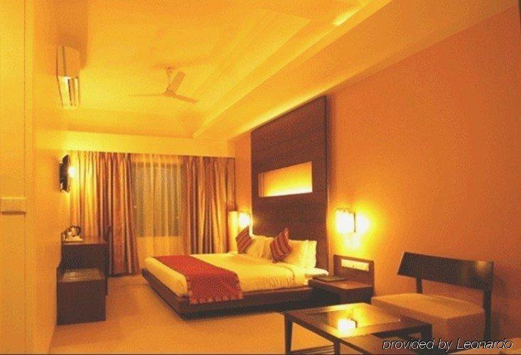 Hotel Sadanand Regency Pimpri-Chinchwad Eksteriør bilde
