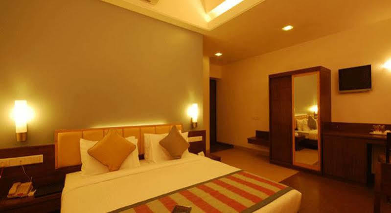 Hotel Sadanand Regency Pimpri-Chinchwad Eksteriør bilde