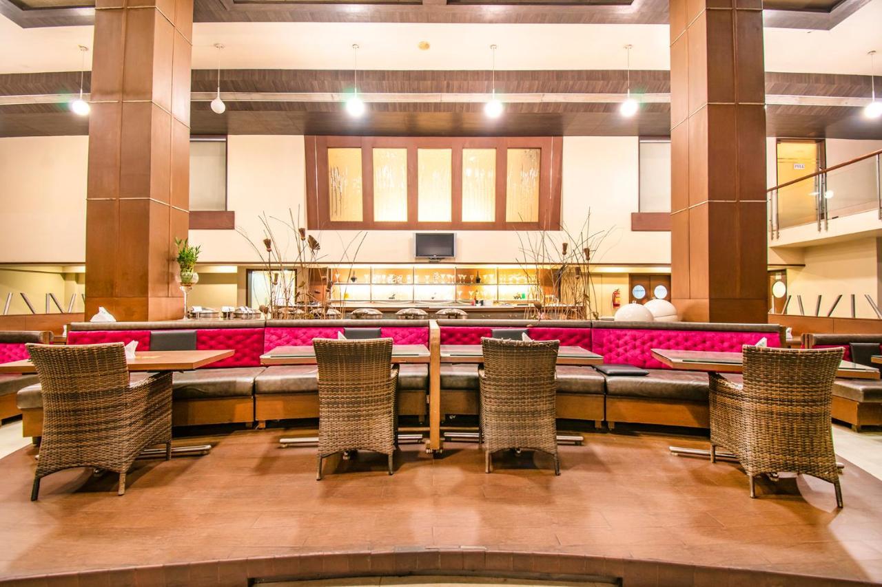 Hotel Sadanand Regency Pimpri-Chinchwad Eksteriør bilde
