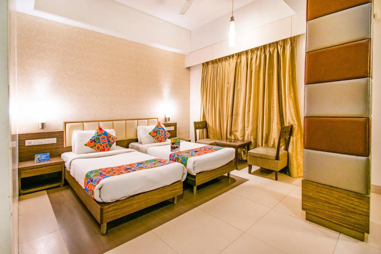 Hotel Sadanand Regency Pimpri-Chinchwad Eksteriør bilde