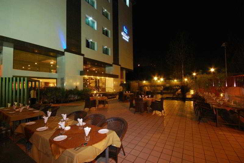 Hotel Sadanand Regency Pimpri-Chinchwad Eksteriør bilde